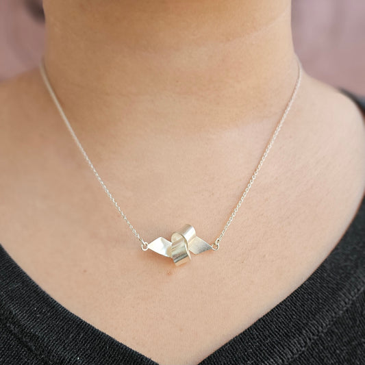 Knotty Necklace