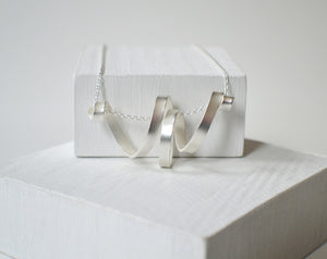 Whirl Pendant No. 04