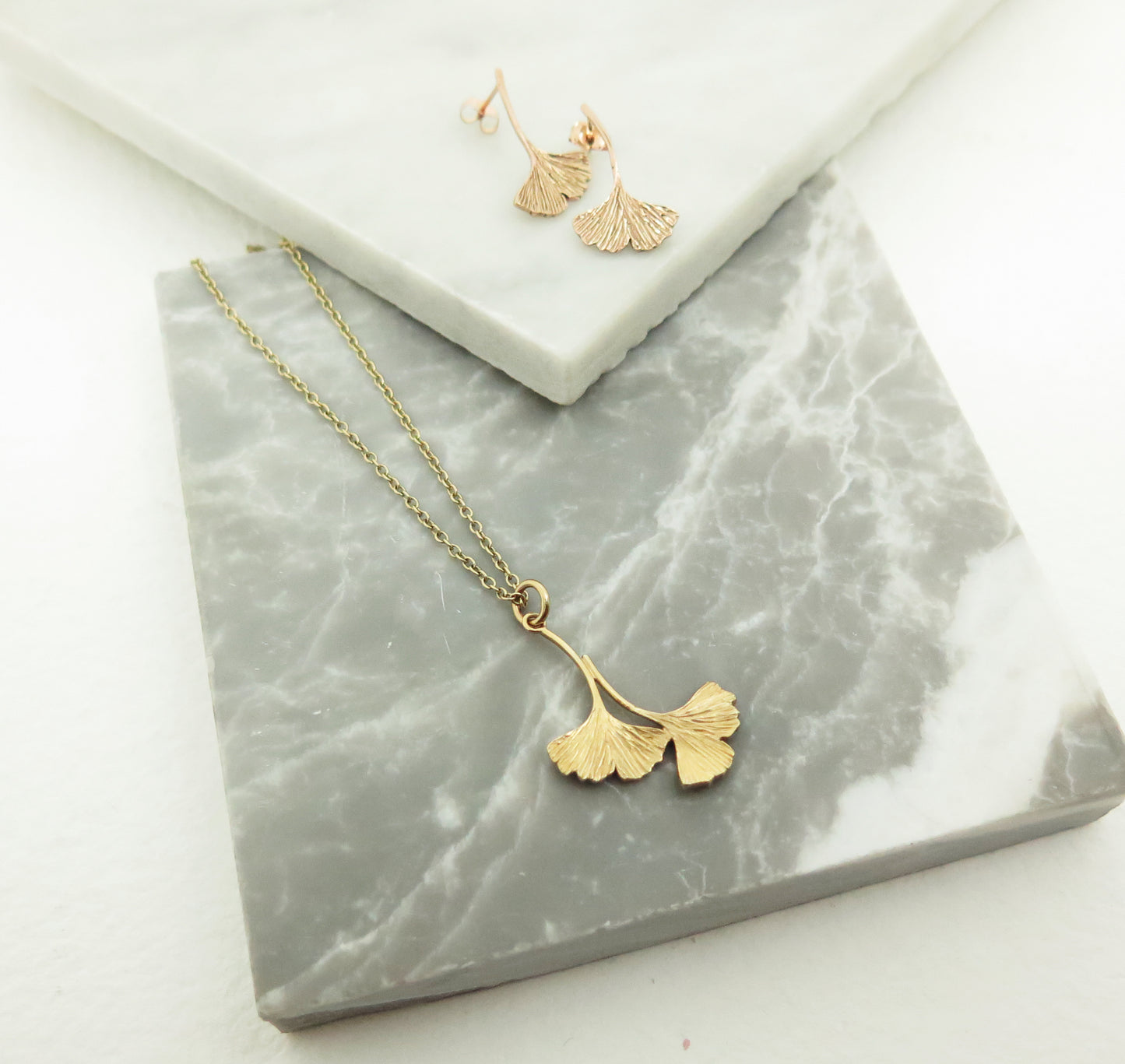 ginkgo leaves, nature jewellery, leaf pendant, delicate necklace, textured leaf jewelry, dainty