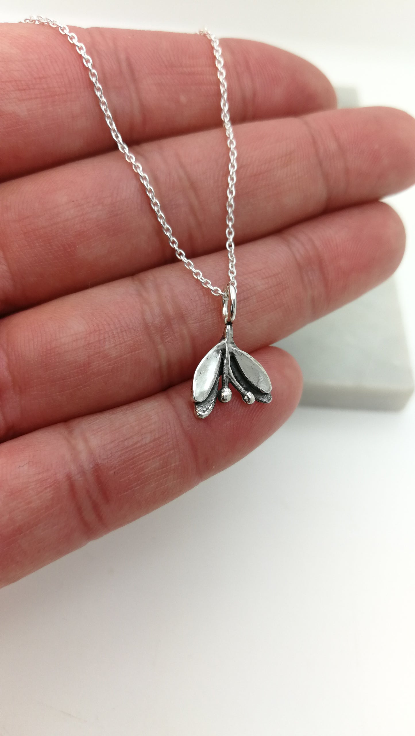 mistletoe pendant, nature necklace, holiday jewelry, Christmas jewellery, leaf pendant, 