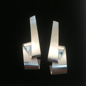 Cascade Stud Earrings No. 04
