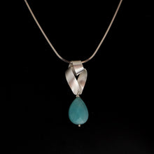 Load image into Gallery viewer, Knot Pendant with Amazonite
